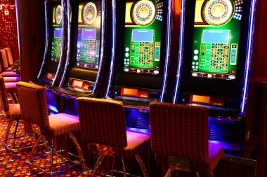 keluar macau platform dashboard showing game categories: live dealers, slots, sportsbook, and esports